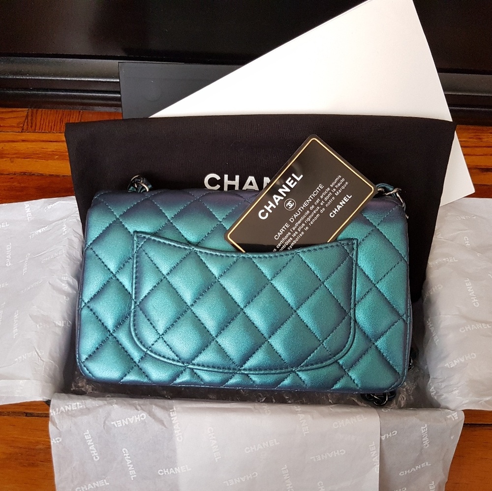 CHANEL CLASSIC FLAP 2017 - Picture 5 of 8